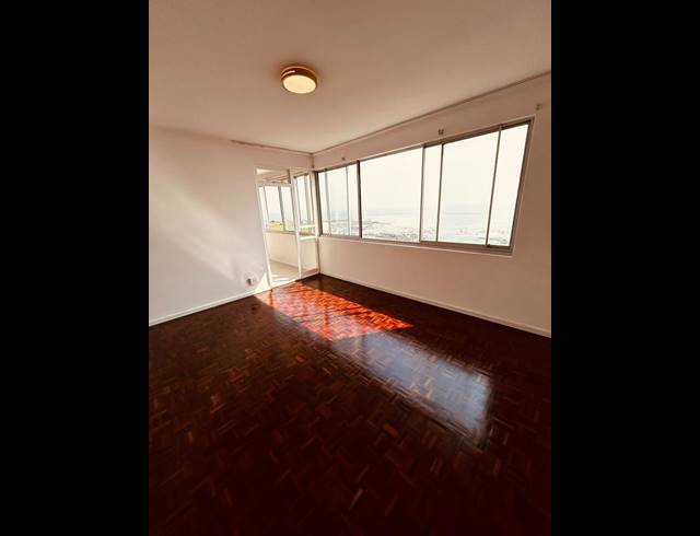 2 BEDROOM PROPERTY TO RENT IN MOUILLE POINT